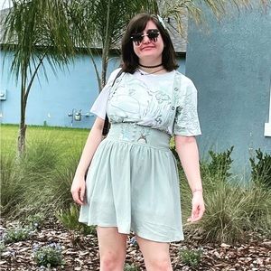 Meet your Posher, Leah